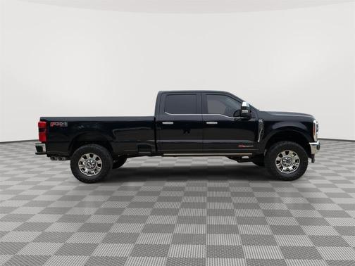 2023 Ford F-350 Lariat Super Duty