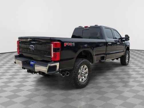 2023 Ford F-350 Lariat Super Duty