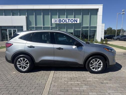 2022 Ford Escape S