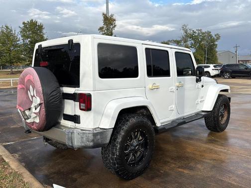 2016 Jeep Wrangler Unlimited Sahara