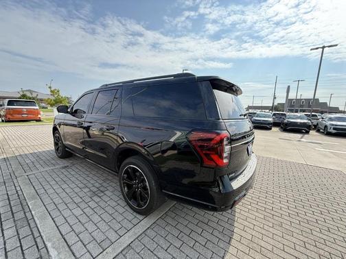 2022 Ford Expedition Max Limited