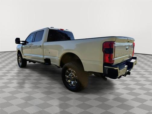 2023 Ford F-350 Lariat Super Duty