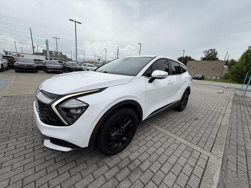 2023 Kia Sportage EX