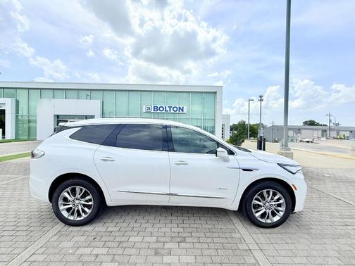 2023 Buick Enclave Avenir
