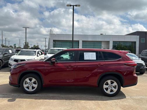 2023 Toyota Highlander Hybrid LE