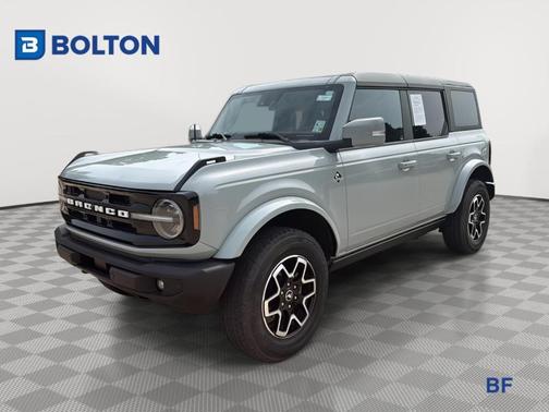 Cactus Green / Gray 2024 Ford Bronco Outer Banks