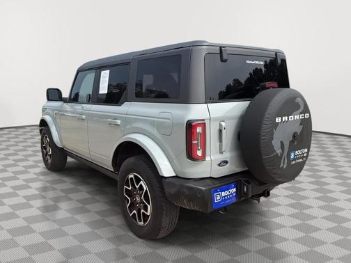 Cactus Green / Gray 2024 Ford Bronco Outer Banks