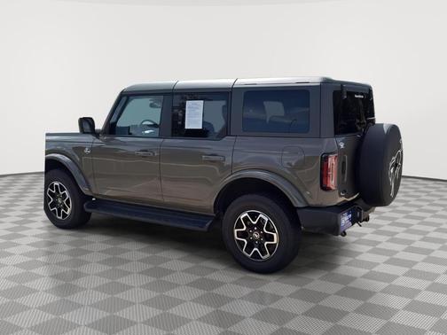 Gray 2025 Ford Bronco Outer Banks