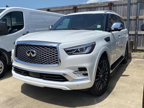 2022 INFINITI QX80 SENSORY