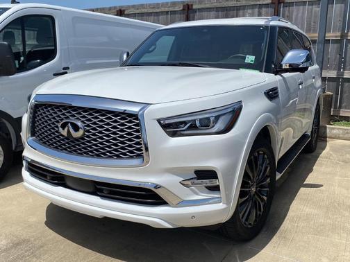 2022 INFINITI QX80 SENSORY
