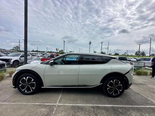 2023 Kia EV6 Wind
