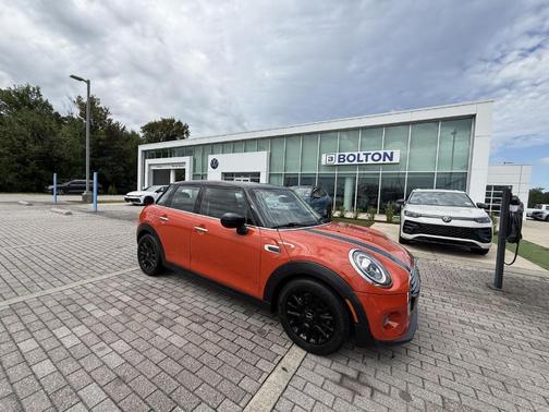 2021 MINI Hardtop Cooper