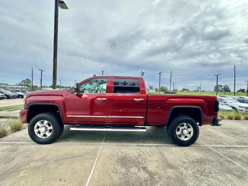 2018 GMC Sierra 2500 Denali