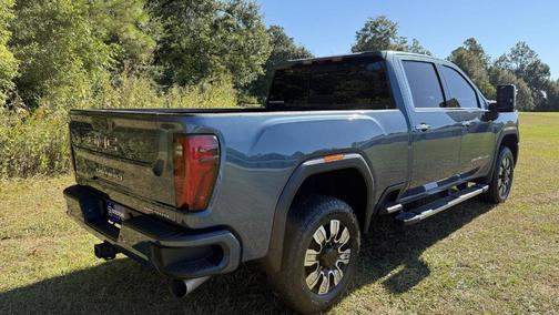 2024 GMC Sierra 2500 Denali