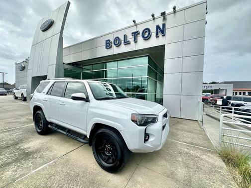 2024 Toyota 4Runner SR5