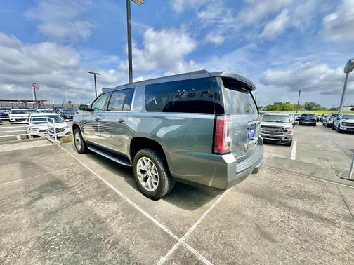 2020 GMC Yukon XL SLT Standard Edition