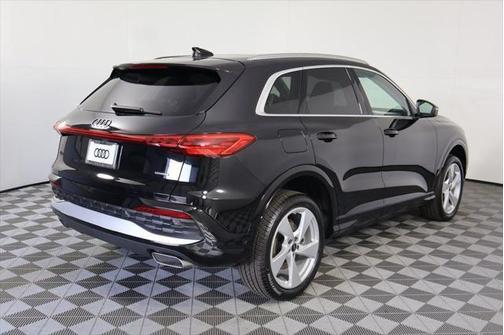 2025 Audi Q5 Premium Plus TFSI quattro S tronic