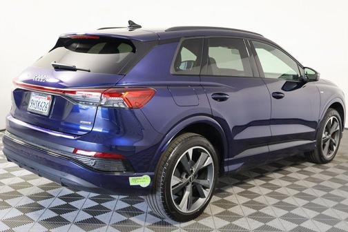 Navarra Blue Metallic 2023 Audi Q4 e-tron Premium 50 quattro