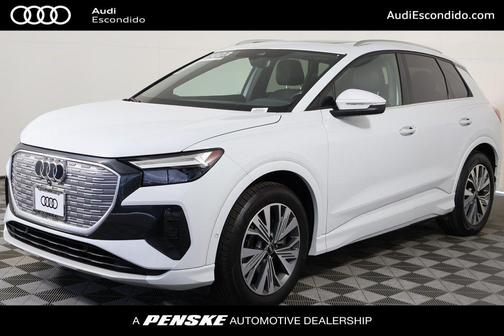 Glacier White Metallic 2023 Audi Q4 e-tron Premium Plus 40 RWD