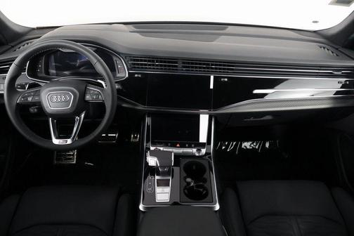 mythos black metallic 2026 Audi RS Q8 4.0T