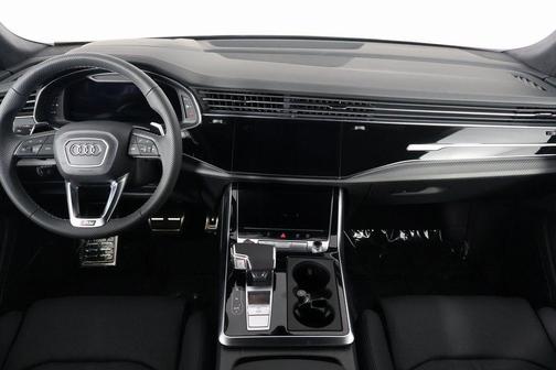 Daytona Gray Pearl Effect 2026 Audi RS Q8 4.0T