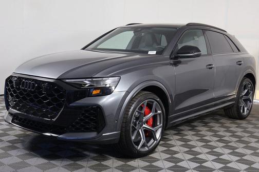 Daytona Gray Pearl Effect 2026 Audi RS Q8 4.0T
