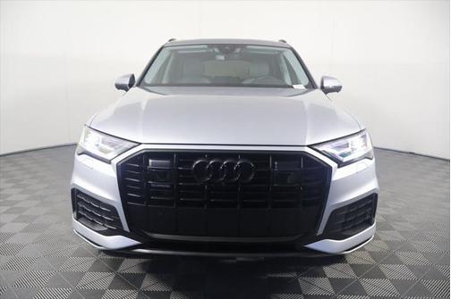 2022 Audi Q7 Premium Plus 55 TFSI quattro Tiptronic