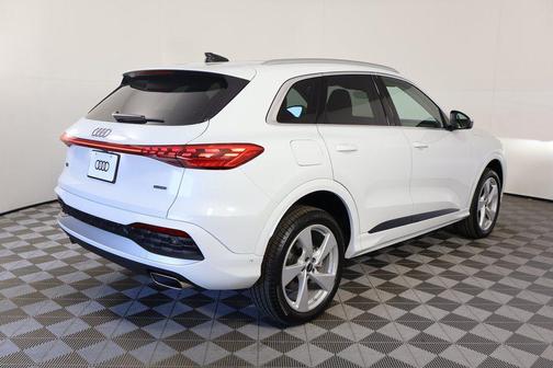 2025 Audi Q5 Premium Plus TFSI quattro S tronic