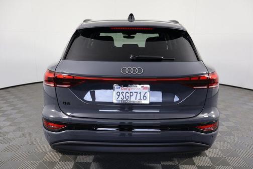 2025 Audi Q6 e-tron Premium