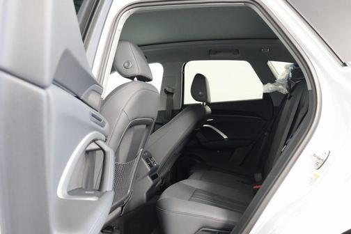 Arkona White 2026 Audi Q5 Premium TFSI quattro S tronic
