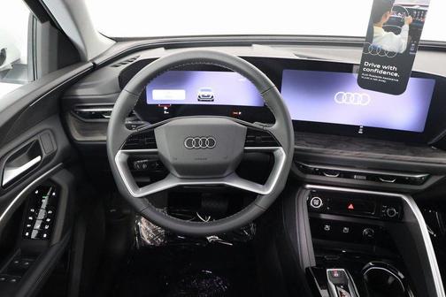 Arkona White 2026 Audi Q5 Premium TFSI quattro S tronic