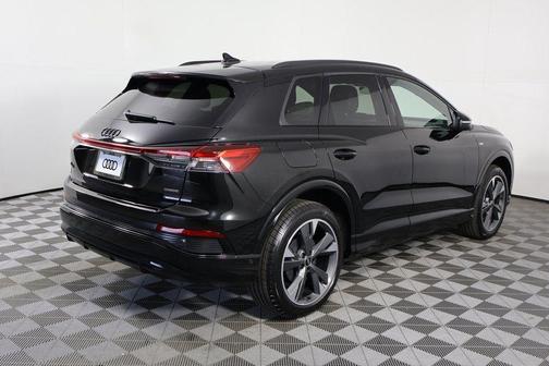 2024 Audi Q4 e-tron Premium Plus 50 quattro