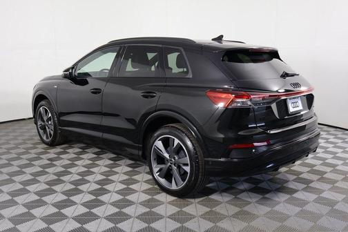 2024 Audi Q4 e-tron Premium Plus 50 quattro