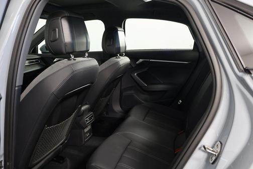 Arrow Gray Pearl Effect 2026 Audi A3 Premium