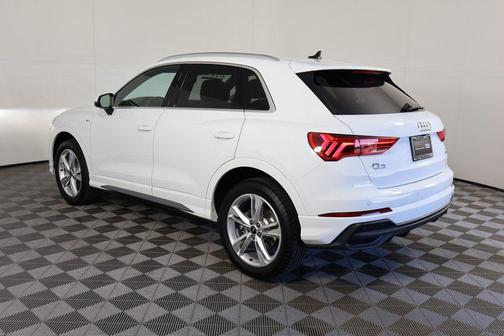 2024 Audi Q3 45 S line Premium Plus