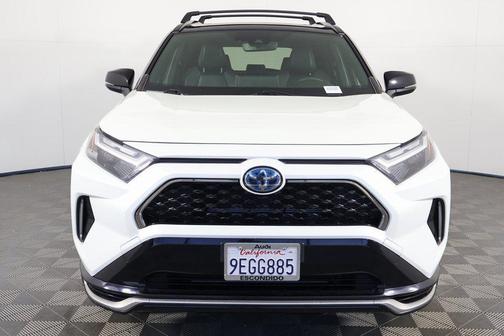 Blizzard Pearl/Midnight Black Metallic 2022 Toyota RAV4 Prime XSE