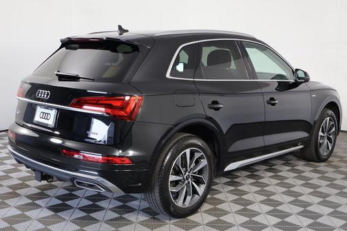 2023 Audi Q5 45 S line Premium