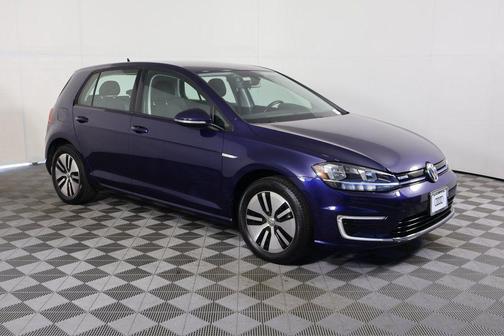 2019 Volkswagen e-Golf SE