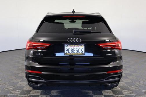 2022 Audi Q3 45 S line Premium