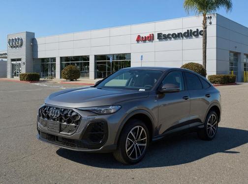 Daytona Gray Pearl Effect 2026 Audi Q5 Sportback Premium Plus TFSI quattro S tronic