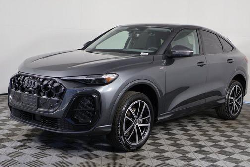 Daytona Gray Pearl Effect 2026 Audi Q5 Sportback Premium Plus TFSI quattro S tronic