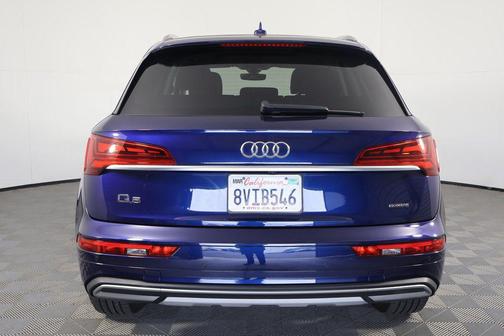 Navarra Blue Metallic 2021 Audi Q5 45 Premium