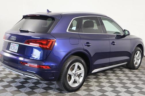 Navarra Blue Metallic 2021 Audi Q5 45 Premium