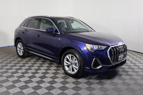 2022 Audi Q3 45 S line Premium