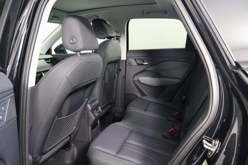 Mythos Black Metallic 2026 Audi Q3 TFSI quattro S tronic