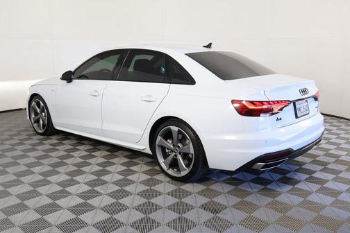 2021 Audi A4 Premium Plus 45 TFSI S line quattro S tronic