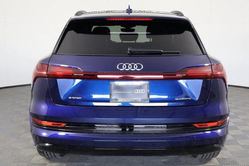 2022 Audi e-tron Premium