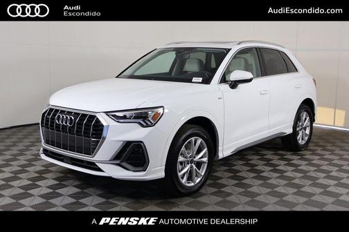 2025 Audi Q3 Premium 45 TFSI S line quattro Tiptronic