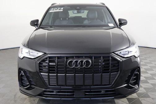 Mythos Black Metallic 2024 Audi Q3 45 S line Premium Plus