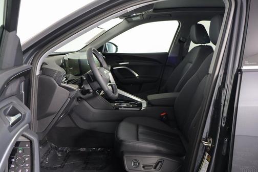 2025 Audi Q5 Premium